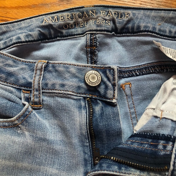 Super soft and comfortable American Eagle jeans - Picture 3 of 5